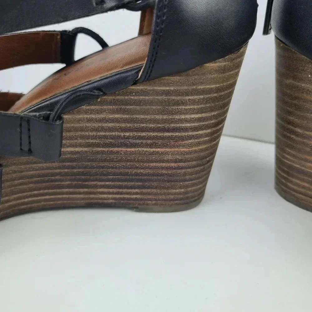 Lucky Brand Jensa black strappy wedge sandal